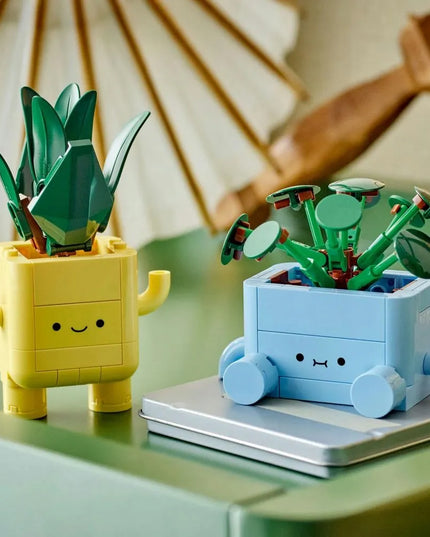 LEGO BOTANICALS Linksmieji augalai 10349