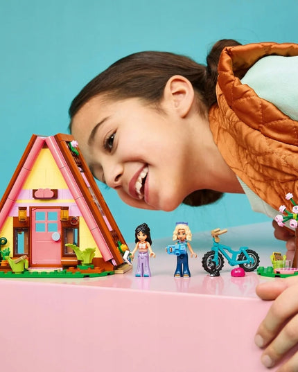 LEGO FRIENDS Prabangus kempingo namelis 42682