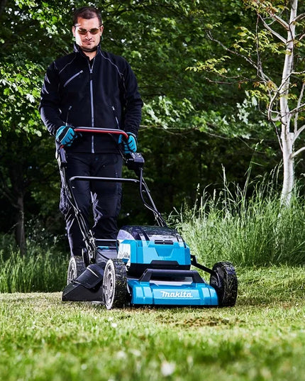 Makita DLM532PT4 akumuliatorinė savaeigė vejapjovė, 53cm, 4x5,0Ah
