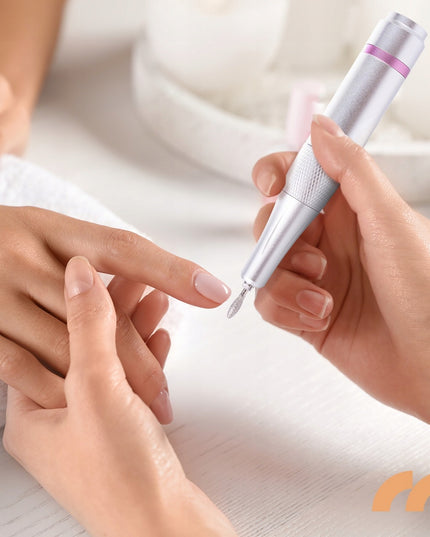 Belaidė freza manikiūrui ir pedikiūrui MALTEC ND-6 – 50W, 35000 aps./min., akumuliatorinė su antgaliais, Twist Lock, profesionaliam naudojimui