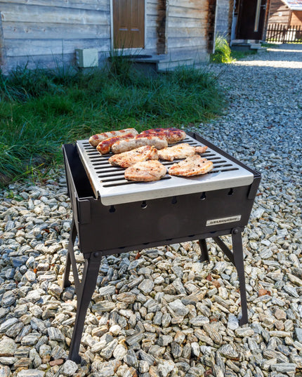 Mangal kepsninė-lagaminas 6 iešmams, anglinė, sudedama, metalinė 2 mm + dovanos