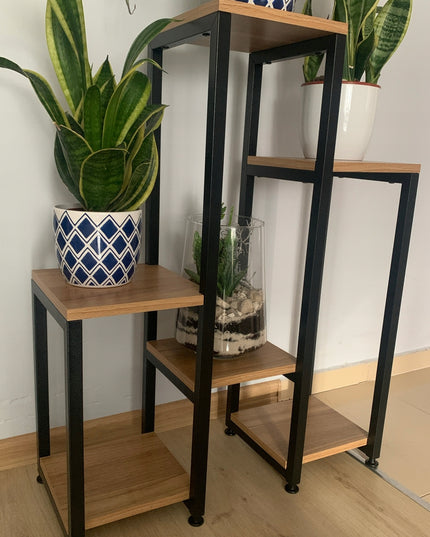 6 lygių metalinis gėlių stovas VILDE - 49 x 18 x 70 cm