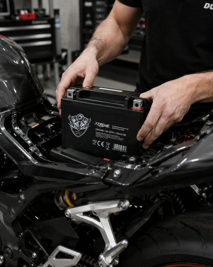 Motociklo akumuliatorius XTREME dešinysis+ 14Ah 12V be priežiūros AGM motoroleriui keturračiui