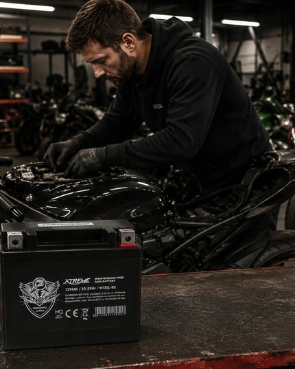 Motociklo akumuliatorius XTREME dešinysis+ 5Ah 12V be priežiūros AGM motoroleriui keturračiui