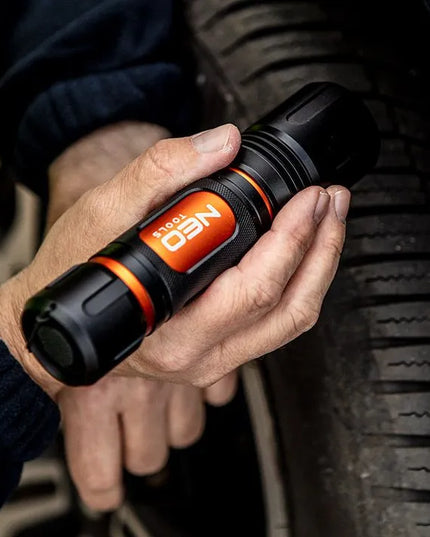 Neot Tools 99-036 baterinis žibintuvėlis, 1500 lm, CREE XHP50.2 LED