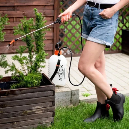 Rankinis slėginis purkštuvas su reguliavimu 5L, ilga ietis 43cm, žarna 130cm