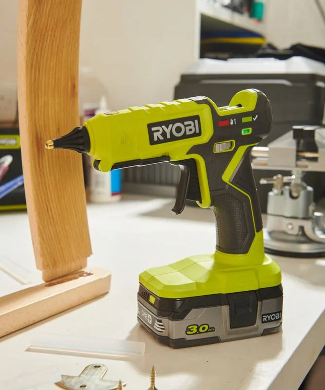 RYOBI RGL18-0 18V klijavimo pistoletas su dviejų pakopų temperatūros reguliavimu
