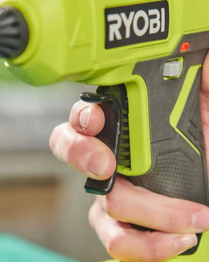 Ryobi RGLU18-0 akumuliatorinis karštų klijų pistoletas, 11 mm klijų lazdelėms