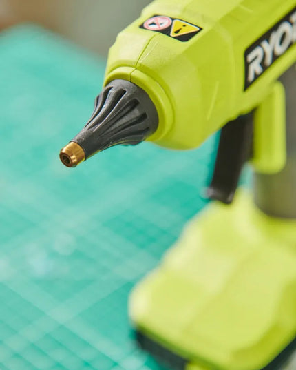 Ryobi RGLU18-0 akumuliatorinis karštų klijų pistoletas, 11 mm klijų lazdelėms