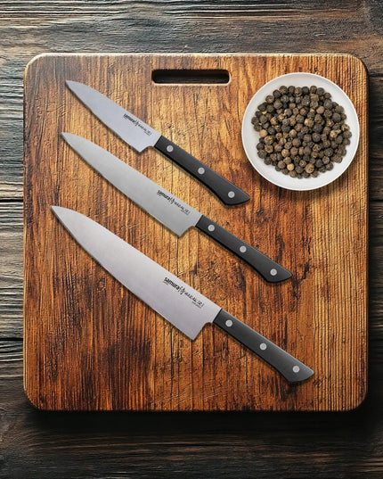Samura Harakiri 3 virtuvinių peilių rinkinys: šefo peilis 208 mm, universalus peilis 150 mm, skutimo peilis 99 mm