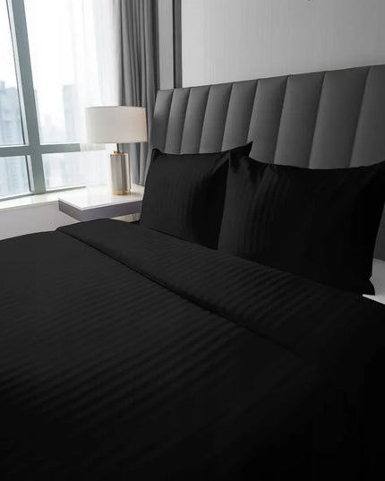 Satininė patalynė 180x200 lygi dryžuota „Premium“ juoda