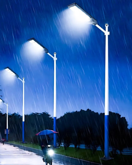 Saulės baterija maitinamas gatvių šviestuvas 360W = 3600W LED su judesio ir prieblandos jutikliu bei nuotolinio valdymo pulteliu
