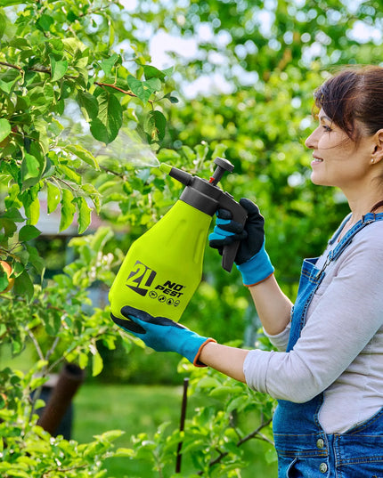 Slėginis purkštuvas No-Pest Gardenblast Precision 2L su reguliuojamu antgaliu
