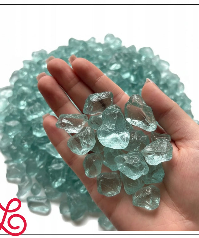 Stiklo skalda dekoratyvinis akmuo turkio spalvos efektingas stiklas 1-3cm 5kg