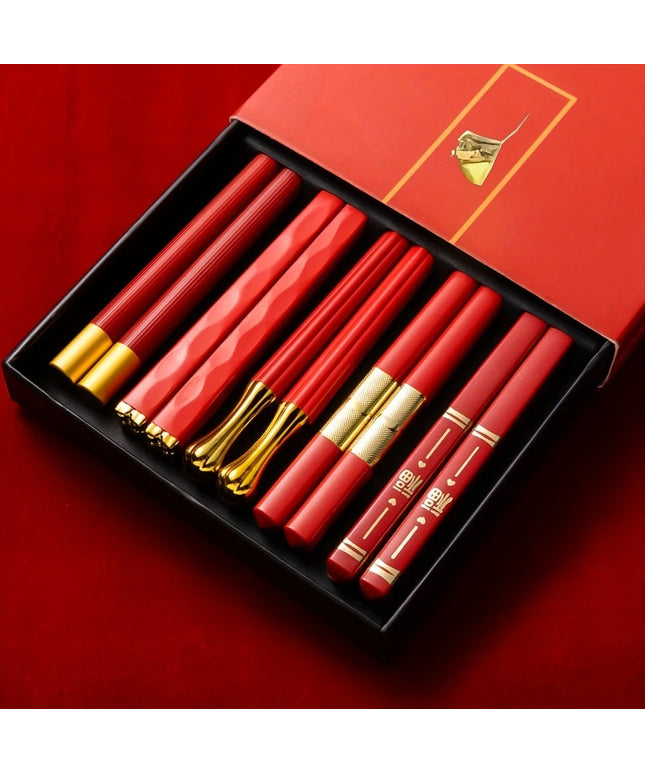 Sushi Lazdelės – 5 Poros Daugkartinio Naudojimo, 24,3 cm, Stiklo Pluošto, Raudonos su Aukso Imitacija, Japoniško Stiliaus