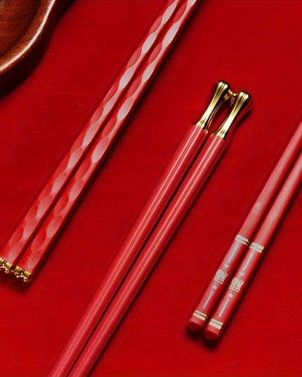 Sushi Lazdelės – 5 Poros Daugkartinio Naudojimo, 24,3 cm, Stiklo Pluošto, Raudonos su Aukso Imitacija, Japoniško Stiliaus