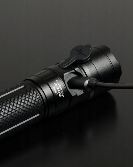 Taktinis LED akumuliatorinis žibintuvėlis Videx, 4000lm, IP68