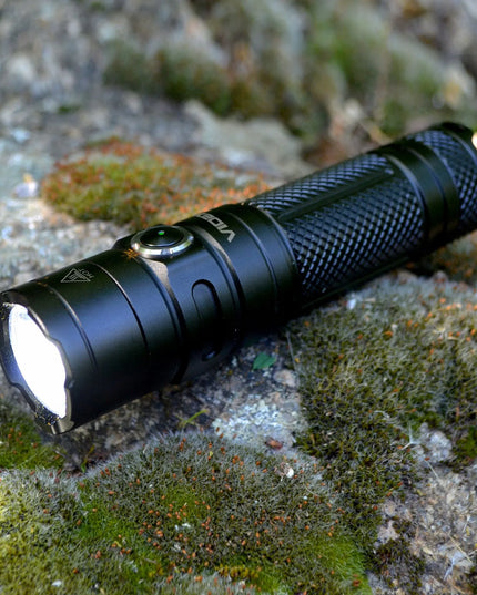 Taktinis LED žibintuvėlis Videx, 4000lm, USB-C, atsparus vandeniui