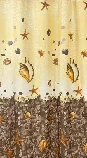 Tvirta poliesterinė dušo užuolaida 180x180 cm su kriauklelių raštu, smėlio ir rudos spalvos