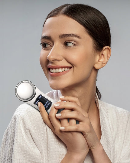 Veido masažuoklis ultragarsinis 3 funkcijų WarmCare Beauty Limited – giluminis valymas, drėkinimas ir maitinimas viename įrenginyje