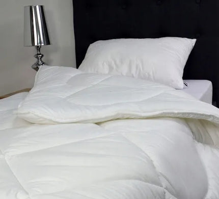 Visasezonė antialerginė dygsniuota antklodė 200x220 cm Pillow Rosa