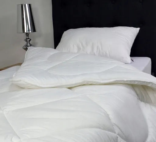 Visasezonė antialerginė dygsniuota antklodė 200x220 cm Pillow Rosa