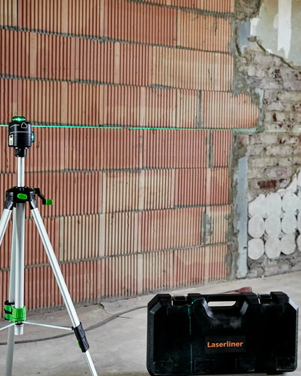 Žaliasis kryžminis lazeris su trikoju ir dėklu Laserliner PocketPlane 4 metų garantija