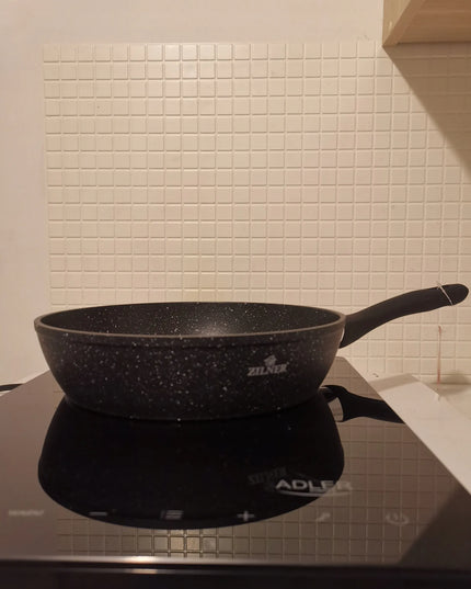 Zilner gili marmurinė keptuvė 24 cm su dangčiu