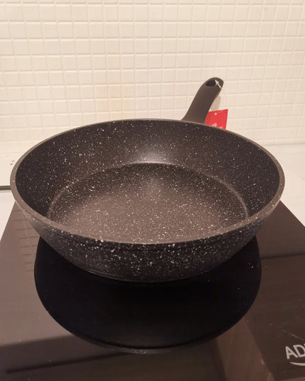 Zilner gili marmurinė keptuvė 24 cm su dangčiu